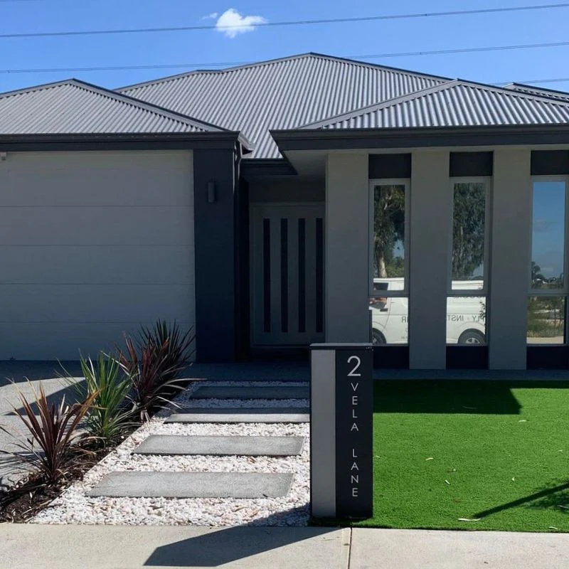 Ascot Parcel Pillar Letterbox - Black - Image 9