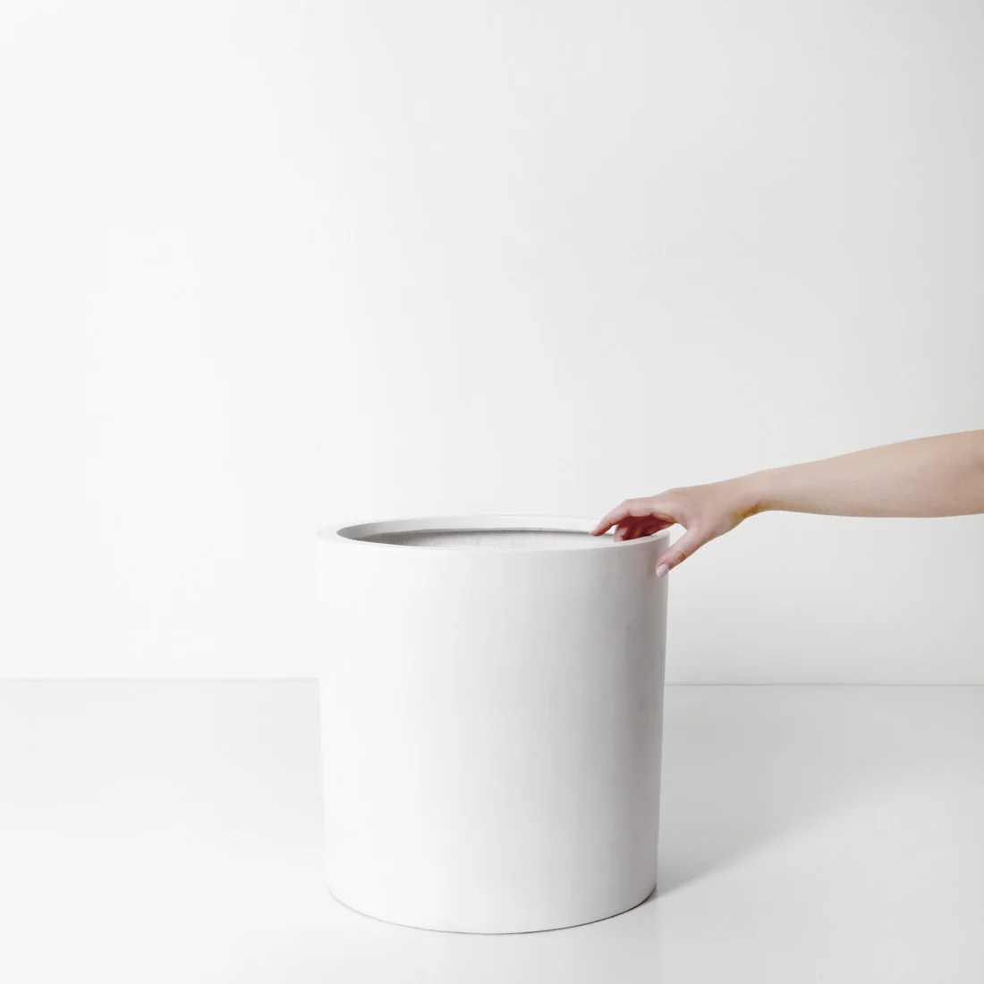 Bondi Plant Pot - White - Image 17