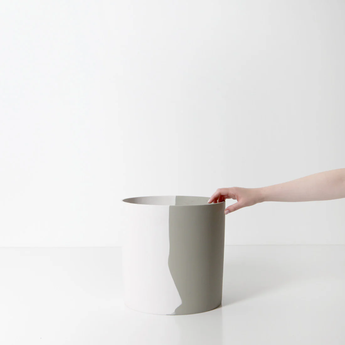 Byron Plant Pot - White Sage - Image 9