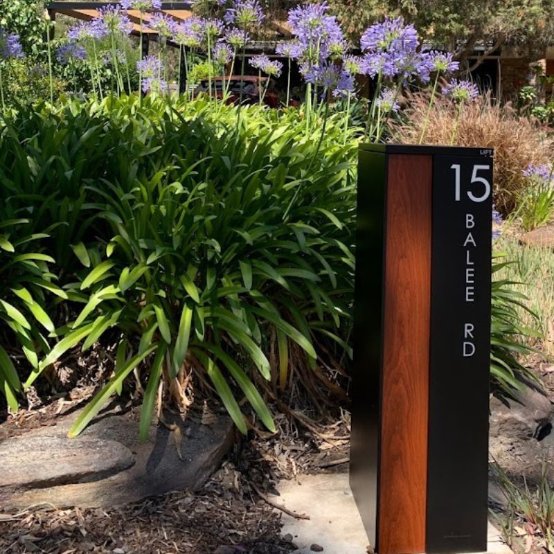 Camden Parcel Pillar Letterbox - Black - Image 6