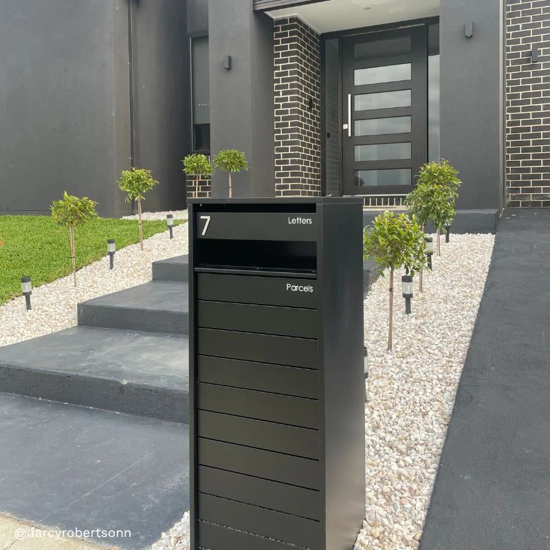Hamilton Parcel Pillar Letterbox - Black - Image 21