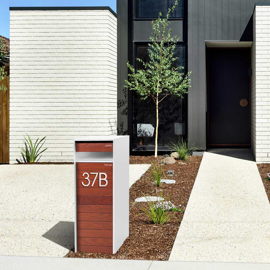 Hamilton Parcel Pillar Letterbox - White - Image 28