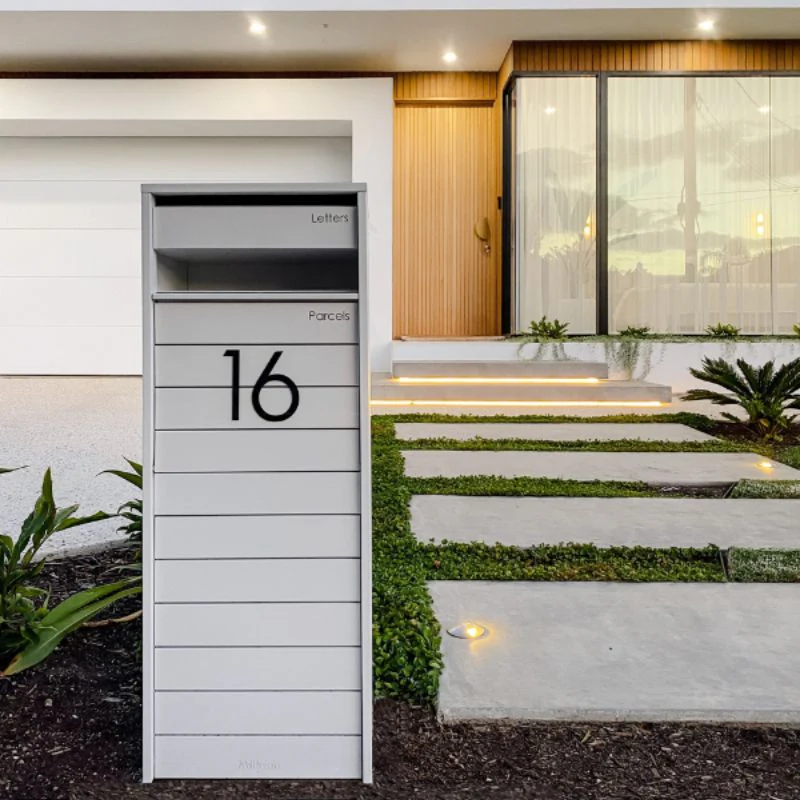 Hamilton Parcel Pillar Letterbox - White - Image 3