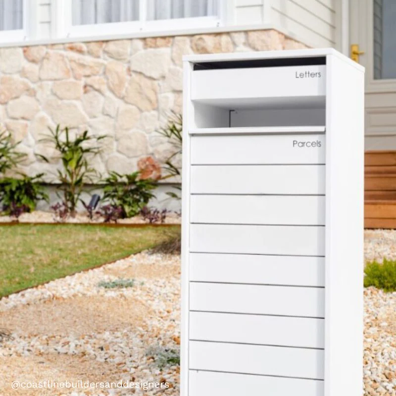 Hamilton Parcel Pillar Letterbox - White - Image 6