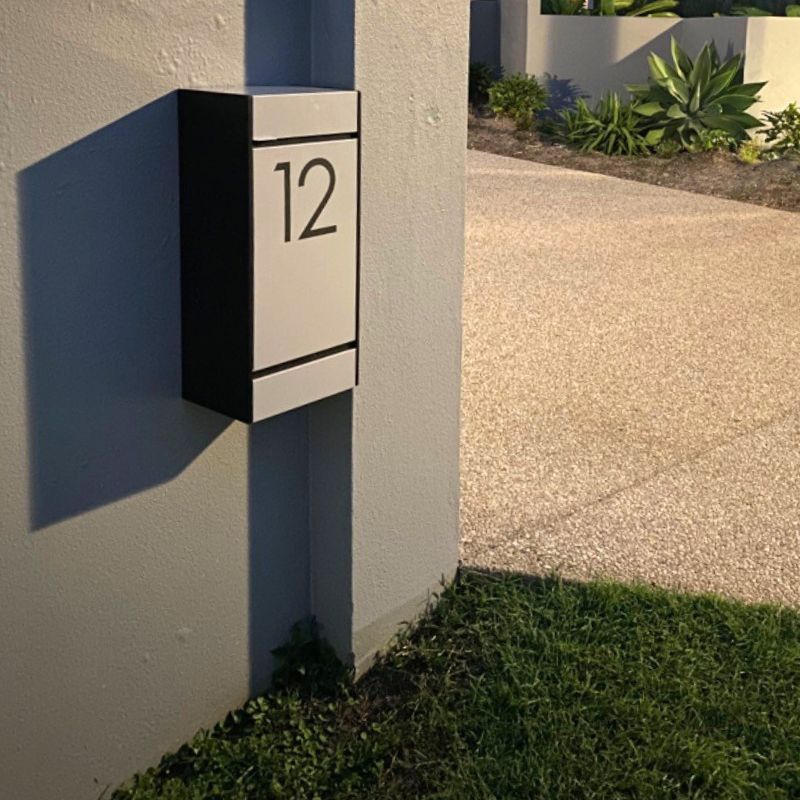 Lisbon Parcel Wall Mount Letterbox - Image 8