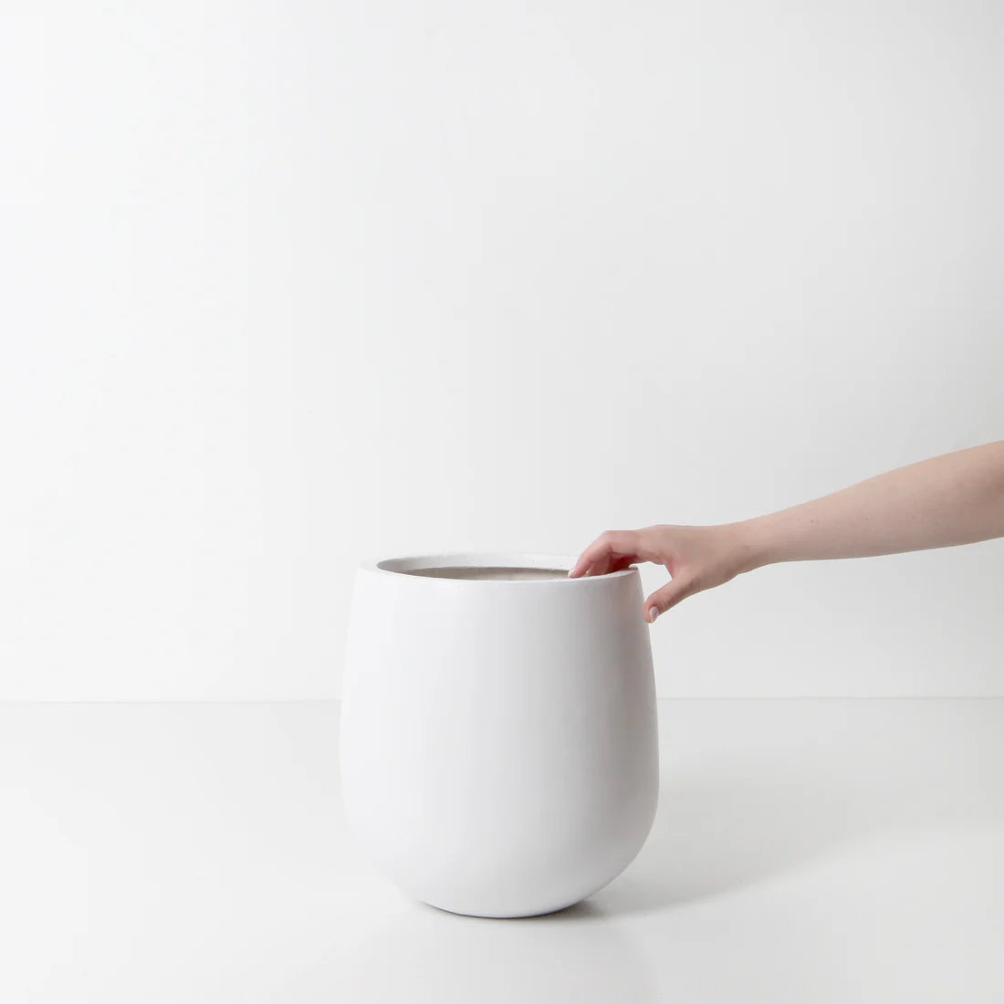 Malibu Plant Pot - White - Image 12