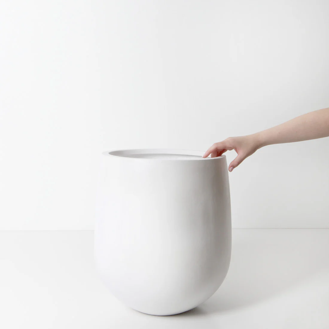 Malibu Plant Pot - White - Image 13