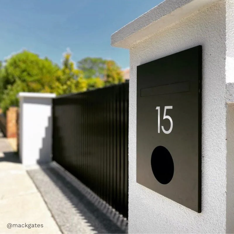 Monza Brick Letterbox - Image 8