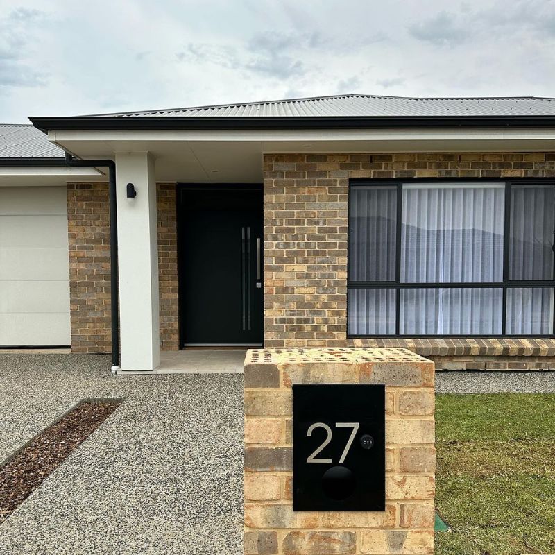 Monza Parcel Brick Front Open Letterbox - Image 3