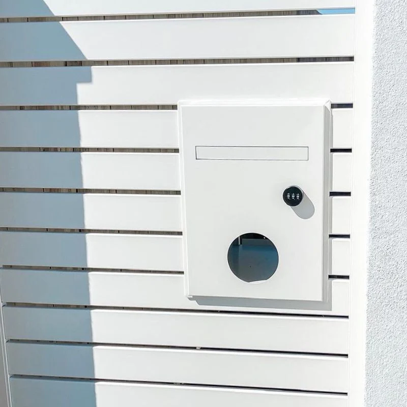 Monza Parcel Fence Letterbox - Image 3