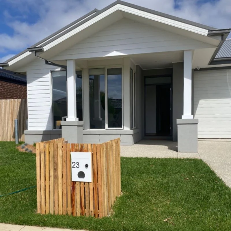 Monza Parcel Fence Letterbox - Image 5