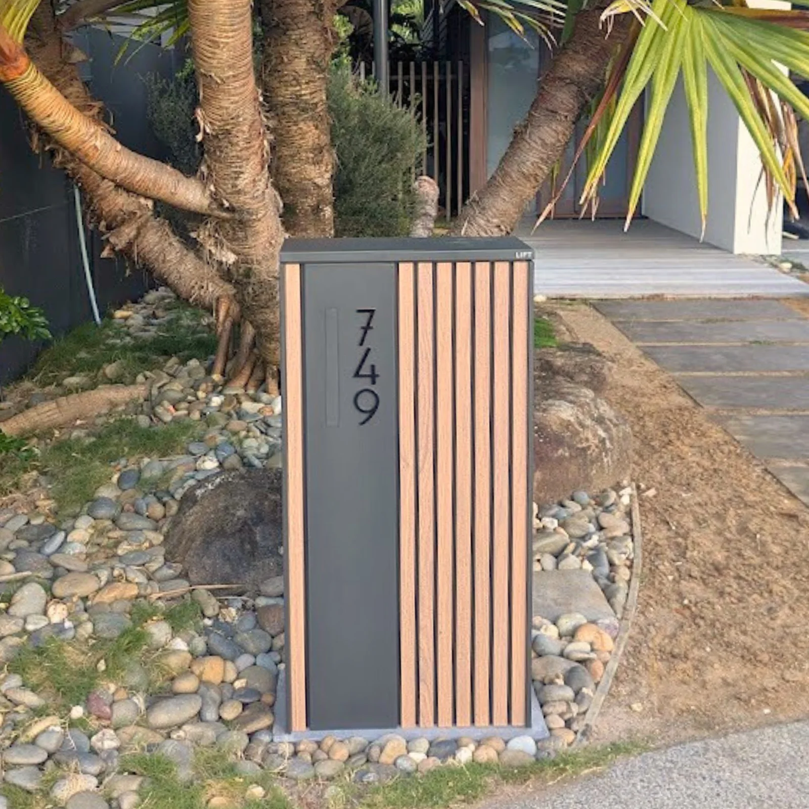 Noosa Extra Wide Parcel Pillar Letterbox - Charcoal - Image 4