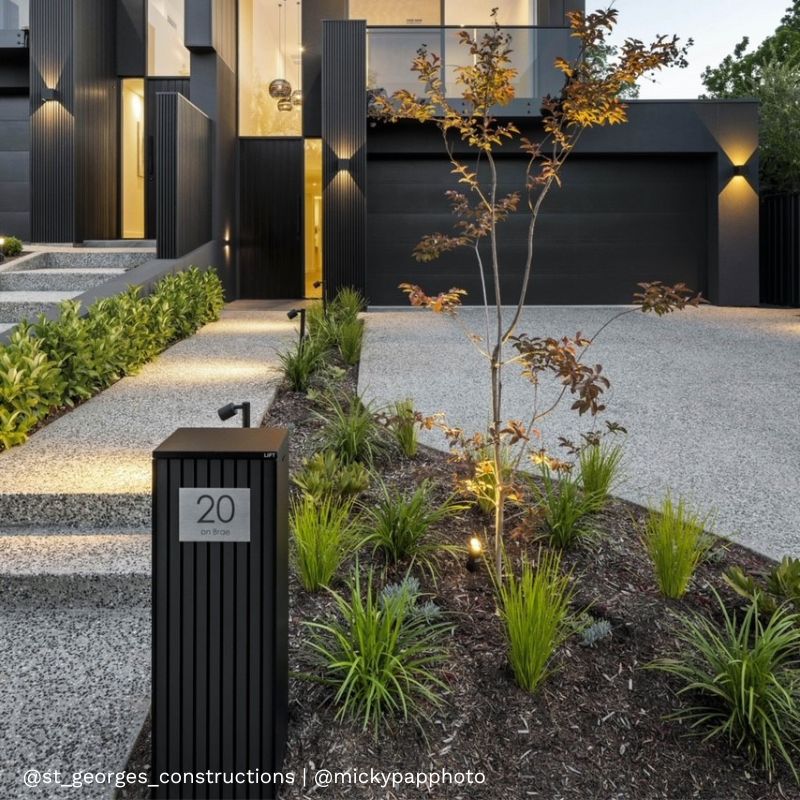 Noosa Parcel Pillar Letterbox - Black - Image 16