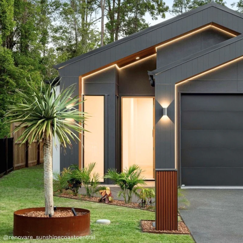 Noosa Parcel Pillar Letterbox - Black - Image 26