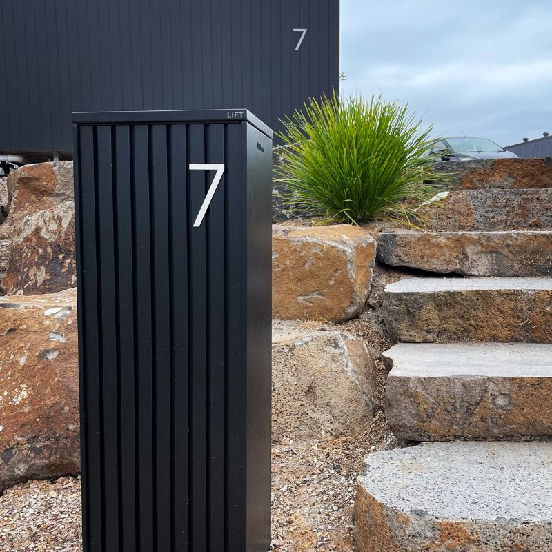 Noosa Parcel Pillar Letterbox - Black - Image 5