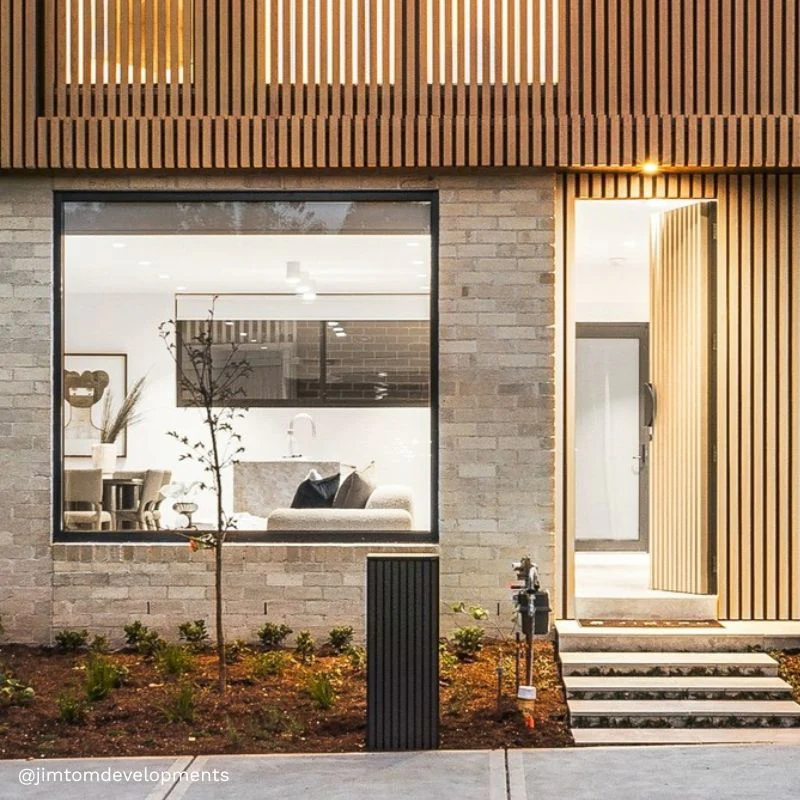 Noosa Parcel Pillar Letterbox - Charcoal - Image 16