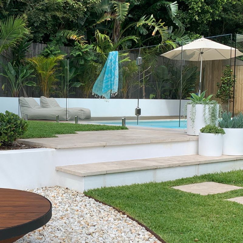 Luxury Outdoor Lounger Cover - Image 8