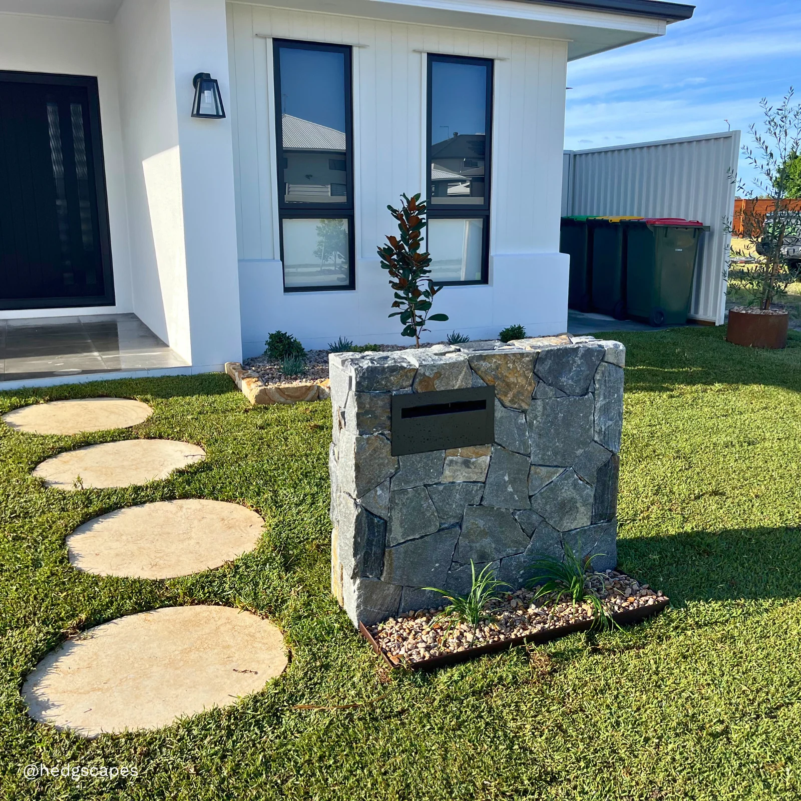 Palazzo A4 Brick Letterbox - Image 5