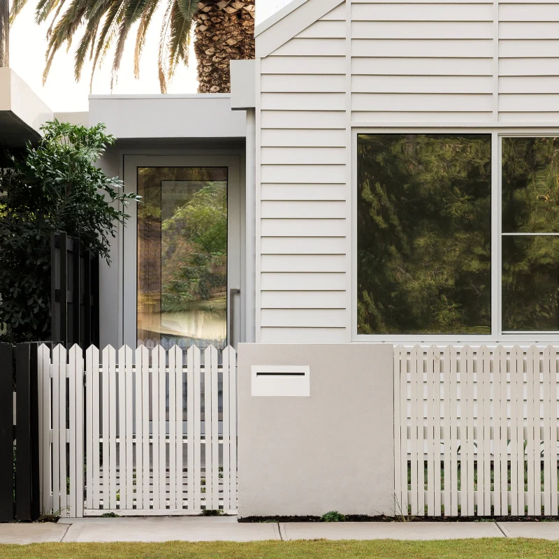 Palazzo A4 Brick Letterbox - Image 9