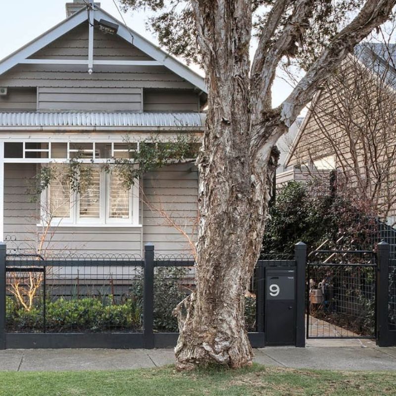 Parcel Pal 2 Pillar Letterbox - Black - Image 17