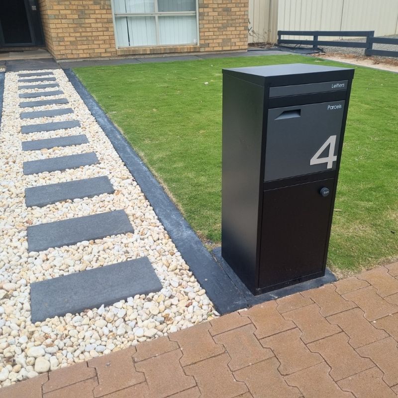 Parcel Pal 2 Pillar Letterbox - Black - Image 18