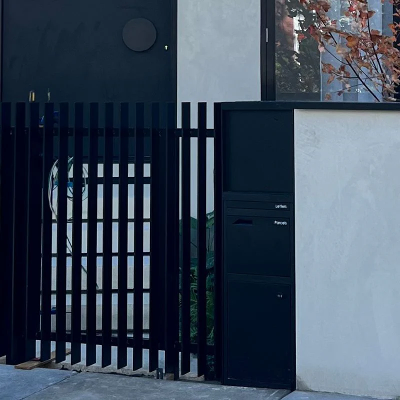 Parcel Pal 2 Pillar Letterbox - Black - Image 7