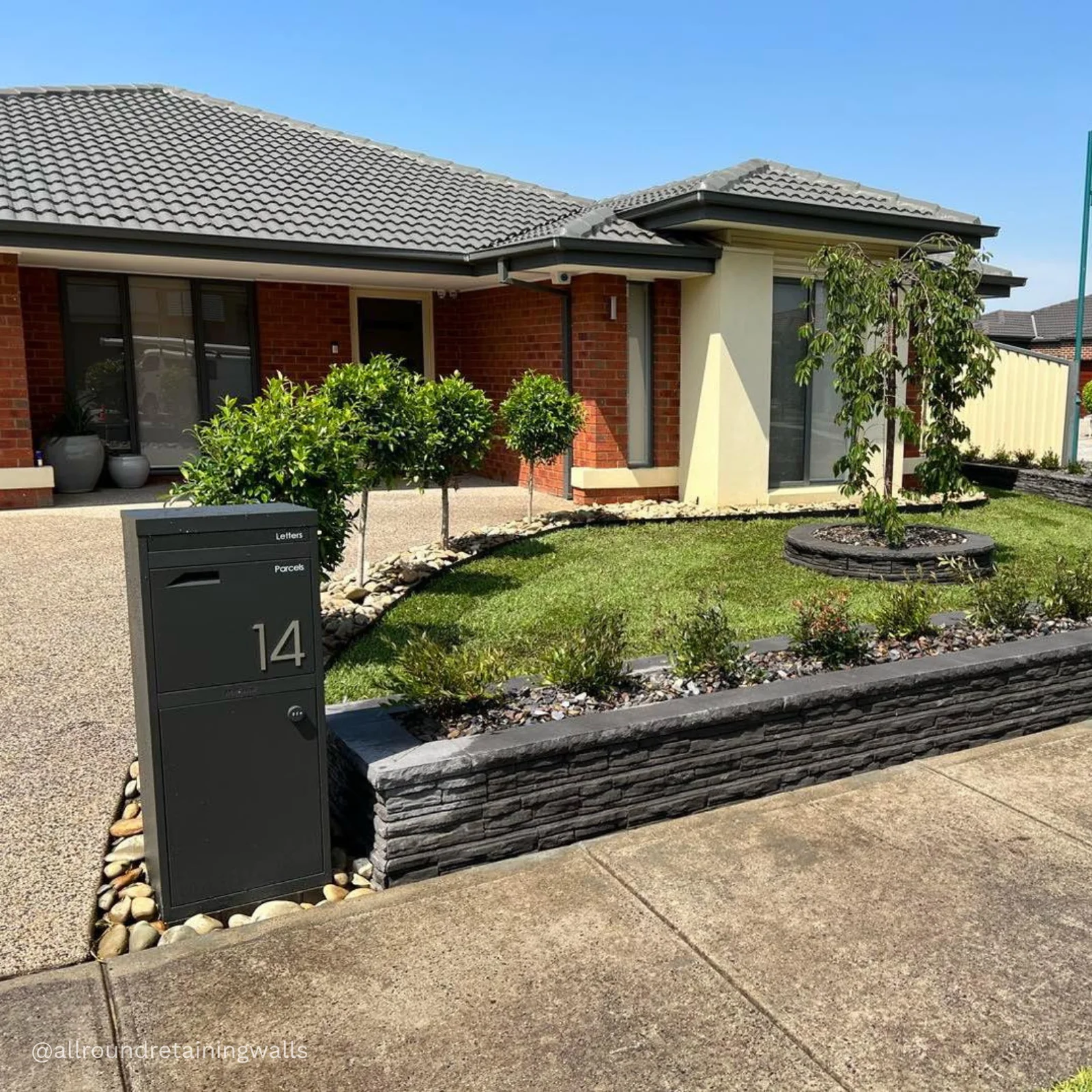 Parcel Pal 2 Pillar Letterbox - Charcoal - Image 6