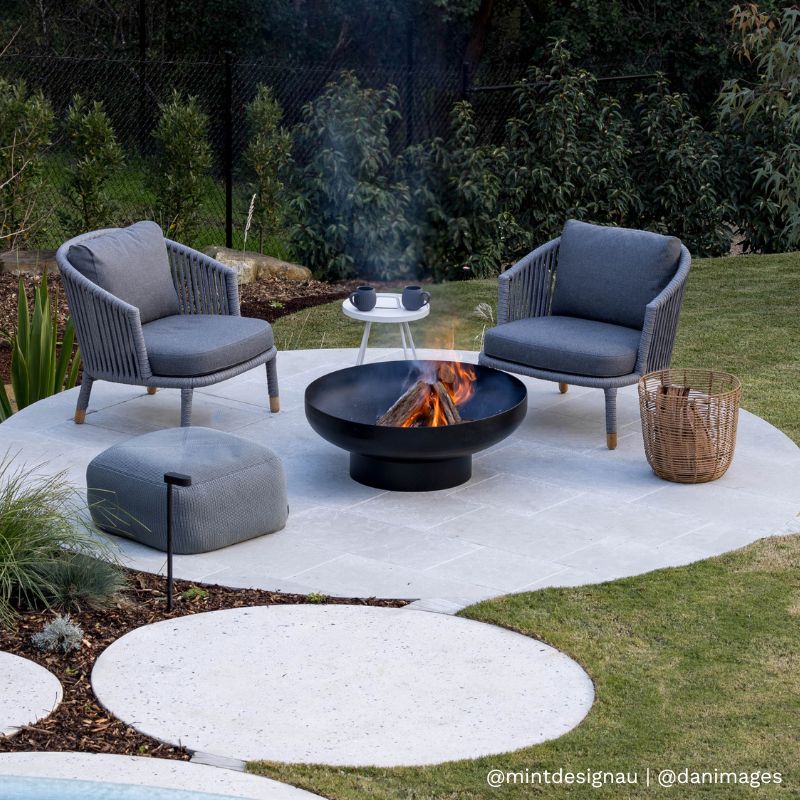 Phoenix 90 Black Fire Pit - Image 15
