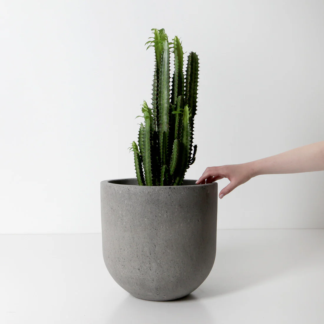 Santorini Plant Pot - Grey Terrazzo - Image 3
