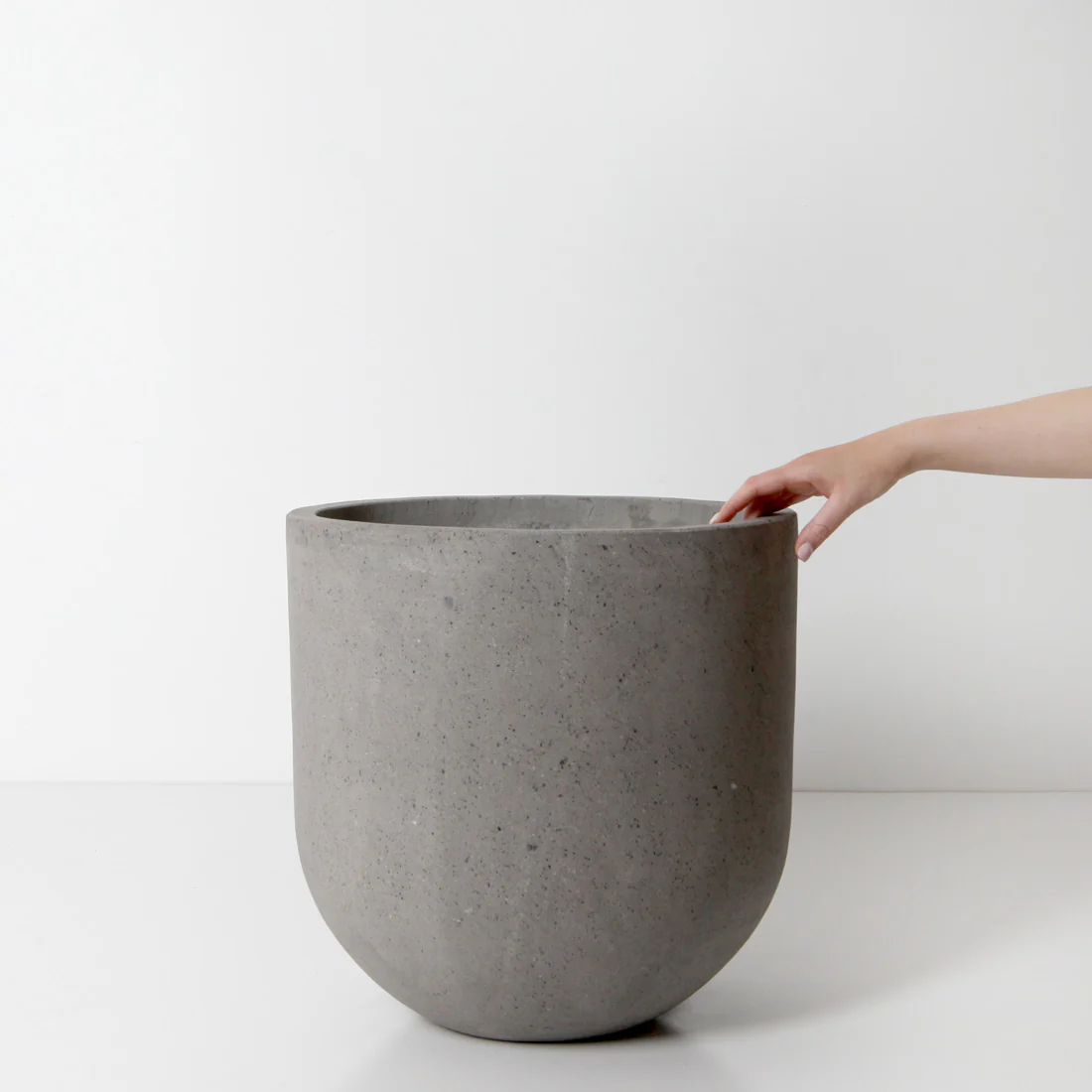 Santorini Plant Pot - Grey Terrazzo - Image 6