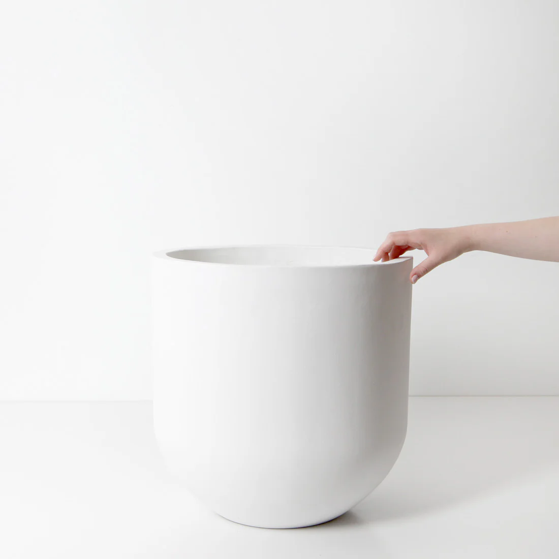 Santorini Plant Pot - White - Image 18