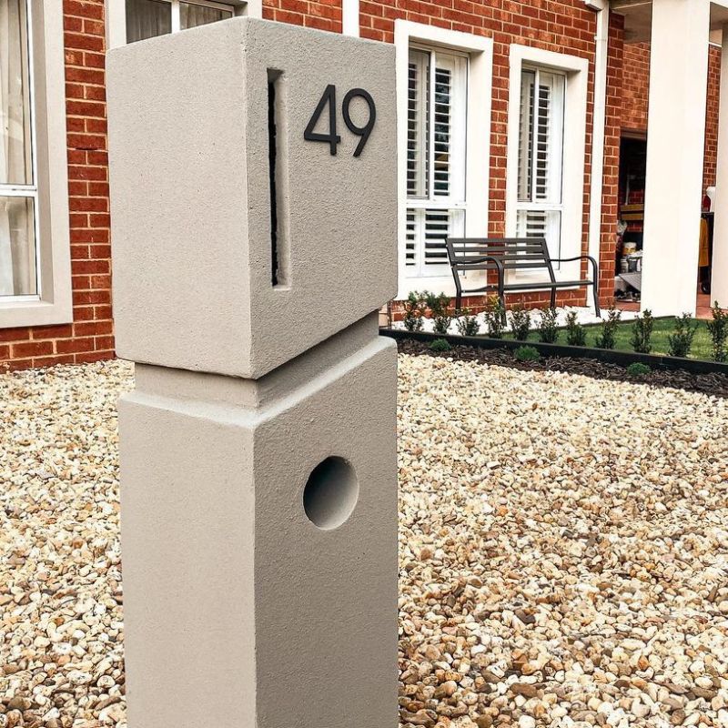 Spa Pillar Letterbox - Image 9