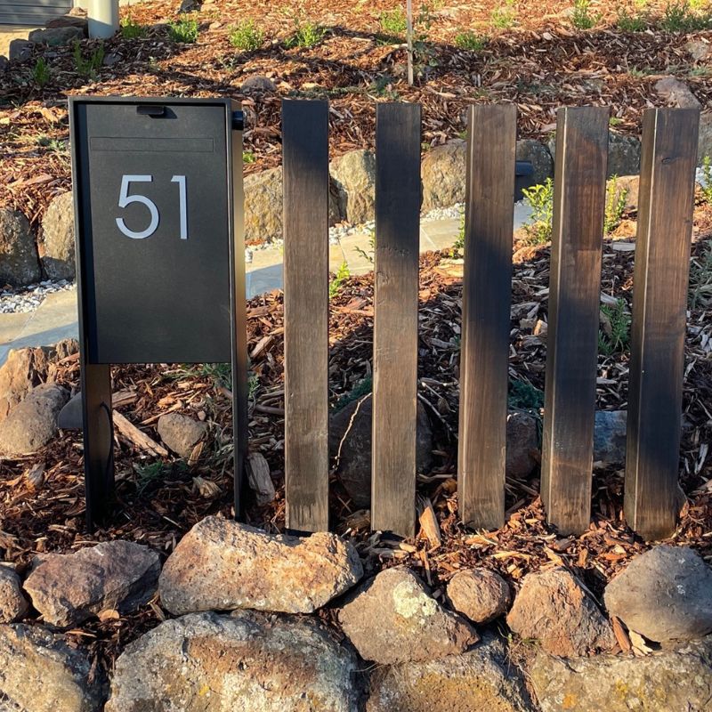 Vienna Parcel Pillar Letterbox - Black - Image 5