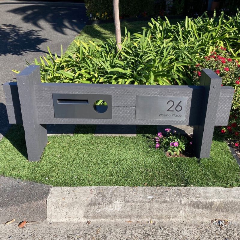 Windsor Fence/Brick Letterbox - Stainless Steel - Image 4