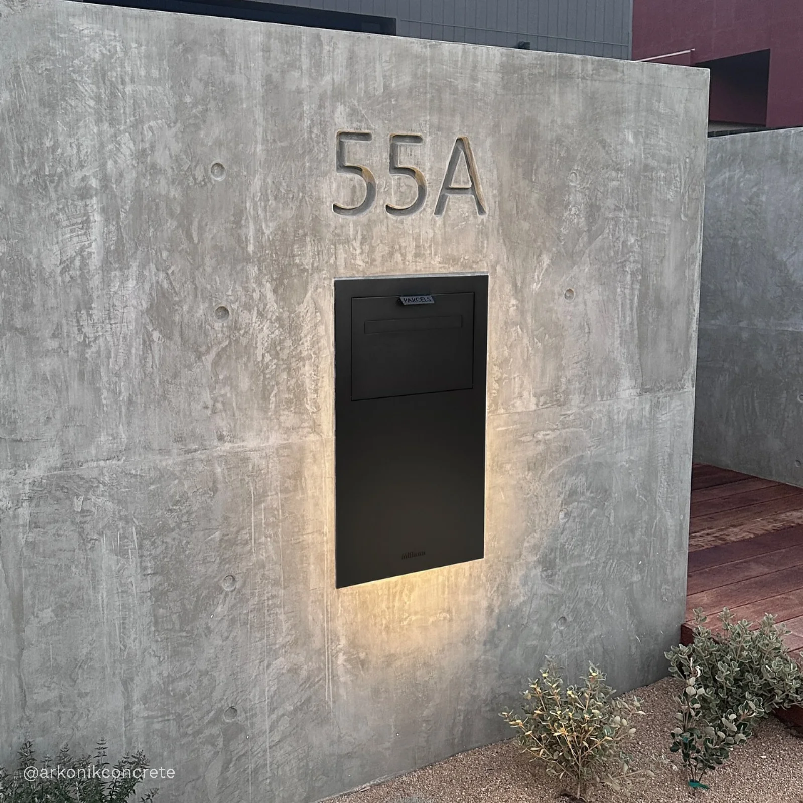 Zurich Parcel Fence/Brick Letterbox - Image 14