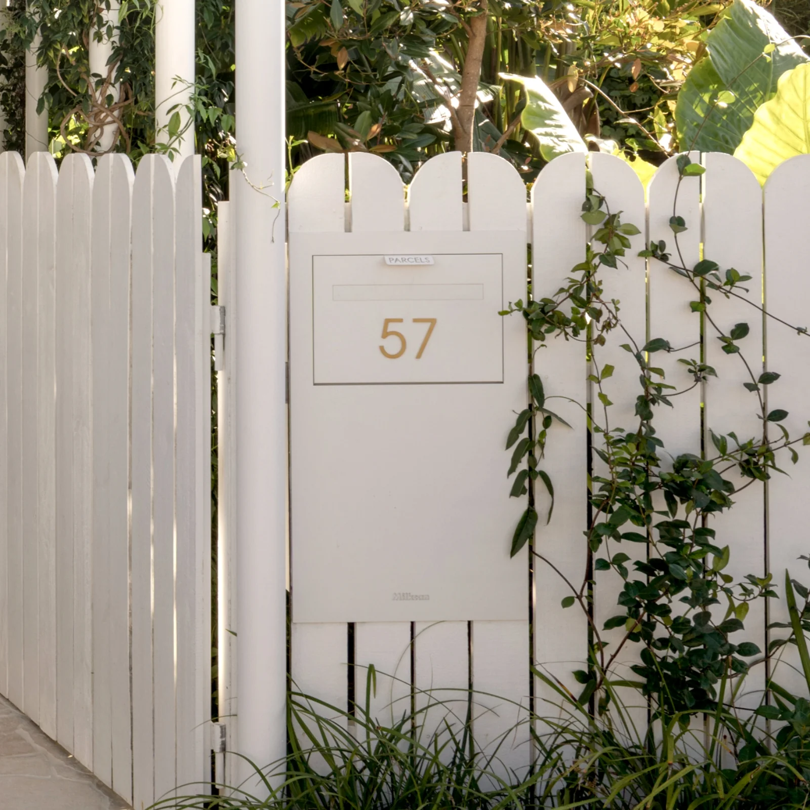 Zurich Parcel Fence/Brick Letterbox - Image 6